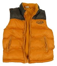 Oranžovo-hnědá šusťáková prošívaná zateplená vesta s nápisem