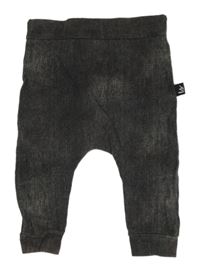 Tmavošedé lehké tepláky
