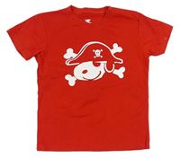 Červené tričko s pirátem 