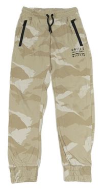 Béžovo-bílé army tepláky s nápisy WOXO