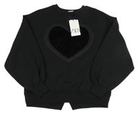 Nové - Černá mikina se sametovým srdcem Zara