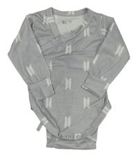 Šedo-bílé vzorované zavinovací body 