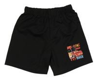 Černé sportovní kraťasy - Auta