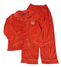 Červené plyšové pyžamo s výšivkou 