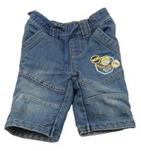 Modré riflové kraťasy s Bořkem 