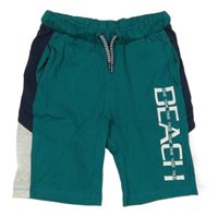 Zeleno-tmavomodré teplákové kraťasy s nápisem kids