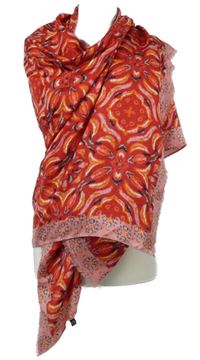 Dámská růžovo-červená vzorovaná šála 