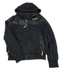 Černo-army šusťáková jarní bunda s nápisem a kapucí Cars jeans