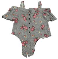 Černo-bílá kostkovaná crop halenka se zavazováním a růžemi Primark