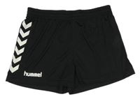 Černé sportovní kraťasy s pruhy a logem Hummel