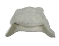 Bílá chlupatá podšitá čepice