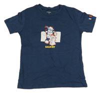 Tmavomodré tričko s potiskem 