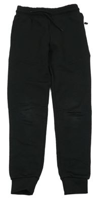 Černé vzorované sportovní kalhoty 