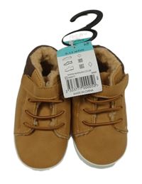 Nové - hnědo-tmavohnědé semišové zateplené capáčky Matalan vel. 18