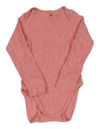 Růžové žebrované body HEMA 