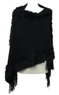 Dámské černé svetrové pončo s třásněmi