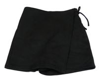 Černé semišové sukňové kraťasy Zara