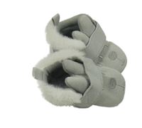 Šedé capáčky s čumáčkem a kožešinou vel. 16