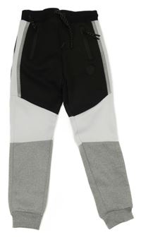 Černo-bílo-šedé chino sportovní tepláky s nášivkou PEP&CO