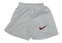 Bílé sportovní funkční kraťasy s logem Nike