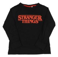 Černé triko s nápisem StrangerThings