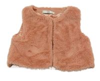 Růžová kožešinová podšitá vesta C&A
