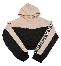 Světlerůžovo-černá sportovní crop mikina s nápisy a kapucí Shein 