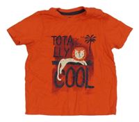 Červené tričko se lvíčkem a nápisy a palmou lupilu