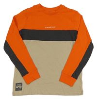 Cihlovo-pískovo-antracitové triko s nápisem Next