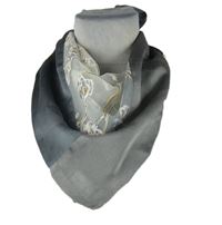 Dámský šedo-smetanový saténovo/šifonový šátek s květy Street One