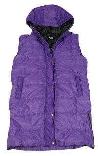 Fialová šusťáková zateplená vesta s kapucí 