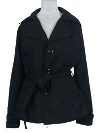 Dámský černý šusťákový krátký kabát s páskem Vero Moda 