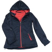 Tmavomodrá softshellová bunda s nášivkou a kapucí ACTIVE TOUCH