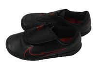 Černé koženkové boty s logem Nike vel. 28