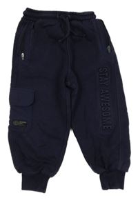 Tmavomodré tepláky s nápisem a kapsou George