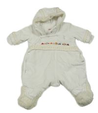 Bílá sametová zateplená kombinéza s nášivkami a kapucí 