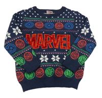 Tmavomodrý svetr s hrdiny Marvel