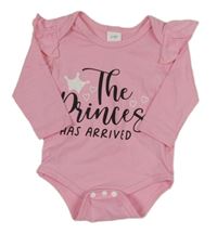 Růžové body s nápisem a volánky