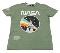 Khaki tričko s raketou - NASA Next