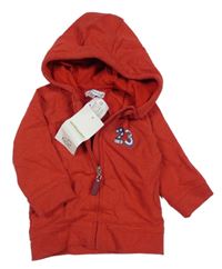 Nové - červená propínací mikina s číslem a kapucí Vertbaudet