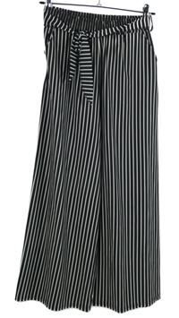 Dámské černo-bílé pruhované culottes kalhoty s páskem 