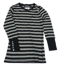 Černo-šedé pruhované triko 