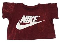Vínové batikované crop tričko s logem Nike