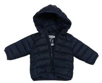 Tmavomodrá šusťáková prošívaná zateplená bunda s kapucí kiabi