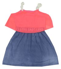 Neonově růžovo-modré šaty s krajkovými ramínky s perlami