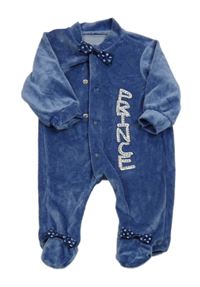 Tmavomodrý sametový overal s nápisem a mašlemi 