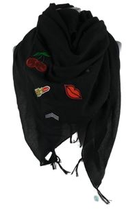 Dámský černý šátek s nášivkami a třásněmi 