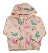 Světlerůžová šusťáková jarní bunda s plameňáky a kapucí M&S