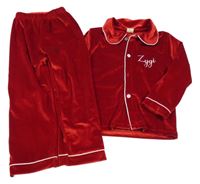 Červené sametové pyžamo s nápisem