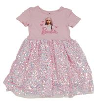 Růžové šaty s Barbie a sukní z flitrů H&M